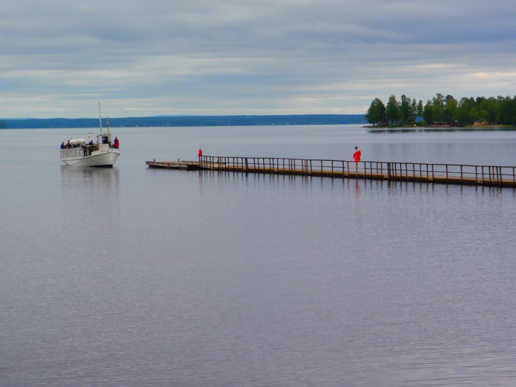 Arsunda Strandbad Sjoesunda Vandrarhem 외부 사진